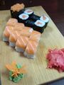 sushi-land-pr-kt-pravdy-62-kiev_5daaebc02a561.jpg