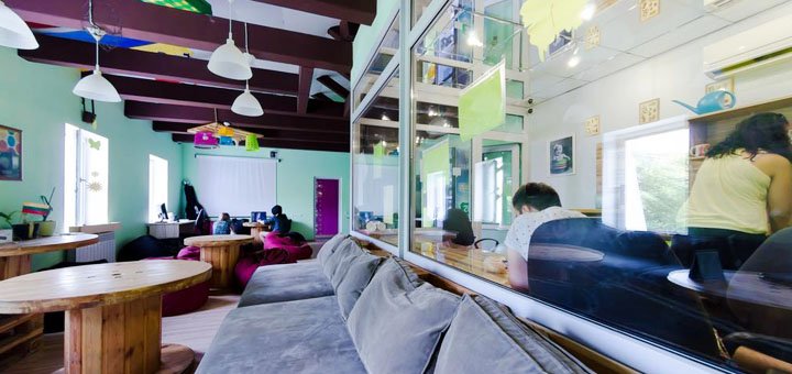 Discounts for holidays in Veselka hostel in Kiev7