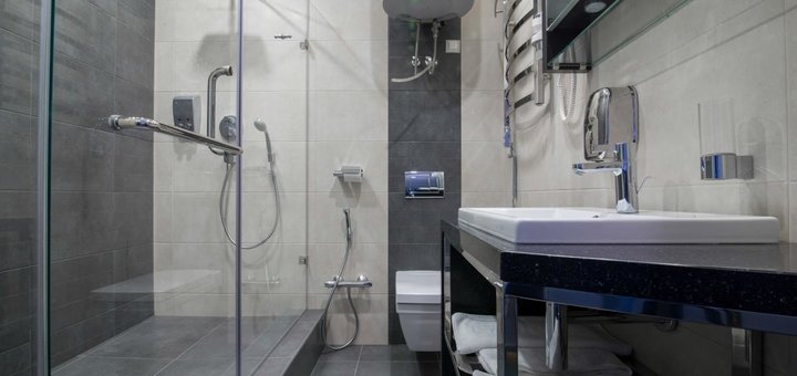 Ванная в номере Сан-Франциско в отеле  12th Floor Apartments в Одессе 