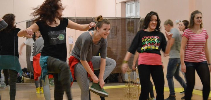 Занятия в школе танца «Me Gusto». Купить абонемент в студию танца со скидкой.