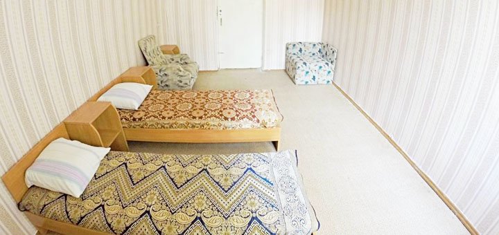 Discounts for holidays in the hostel orlyatko in gengorka15