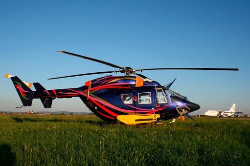 Вертолітні прогулянки VipSky у Києві. Замовляйте оренду гелікоптера по акції.