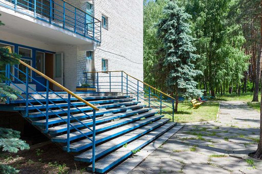Rest at the &quot;volna&quot; base in svetlovodsk with a discount