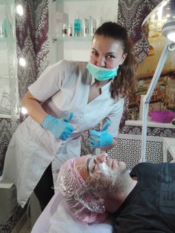 Карбоновий лазерний пілінг у центрі апаратної косметології «ASA Laser Cosmetic» у Києві. Записуйтесь на процедуру зі знижкою.