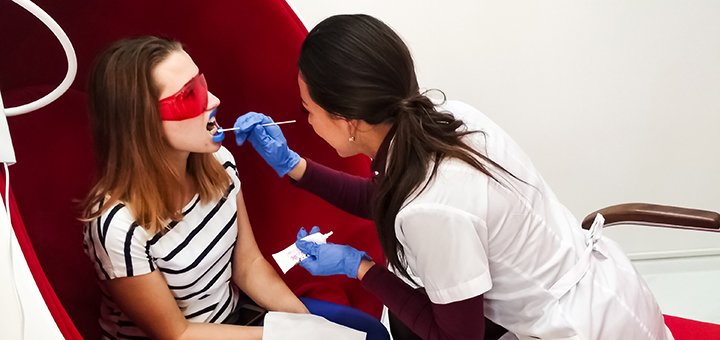 Скидка на косметологическое отбеливание зубов в стоматологии «Pearlsmile» в Киеве 1