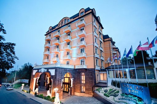 Royal Grand Hotel в Трускавце. Отдыхайте по акции 4