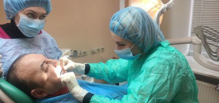 Стоматологическая клиника «Жемчуг» в Харькове. Отбеливайте зубы по акции.