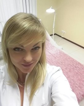 Косметолог Винославська Юлія у Києві. Робіть хімічний пілінг по акції.
