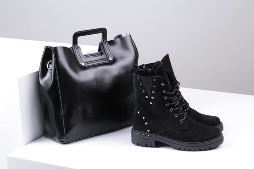 Women's boots for the winter in the Pratic store in Kharkov. Buy on stock.