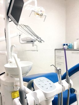 «Professional-Dental» – стоматологічна клініка у Києві. Записуйтесь на прийом до стоматолога за акцією.
