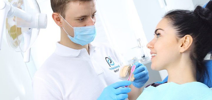 Імплантація зубів у стоматології «Professional Dental» у Києві. Лікуйте зуби за знижкою.