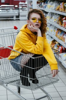 Fashion фотограф Anna Litvinenko у Харкові. Робіть фотосесію з акції.
