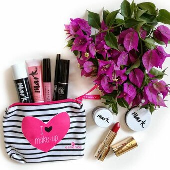 Косметика «Avon». Купуйте за акцією.