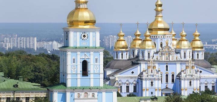 Centre Located Apartments (Київ)