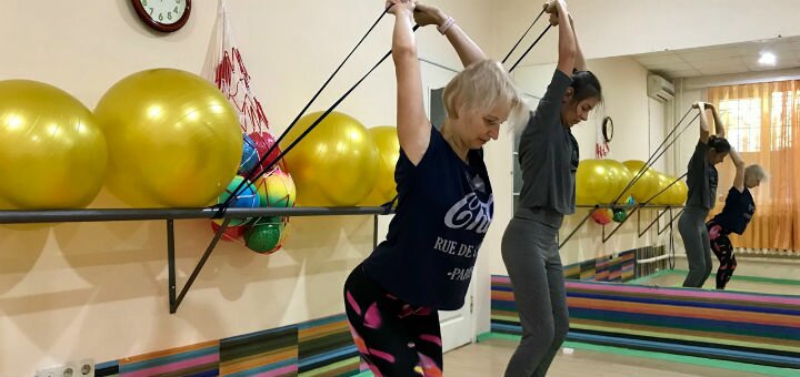 «FitnessWell» – студія фізичного розвитку в Одесі. Записуйтесь на групові функціональні тренування з акції.
