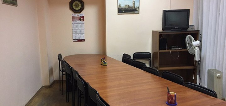 School of foreign languages ​​RUkNOVA SCHOOL in Dnepr. Promotion.