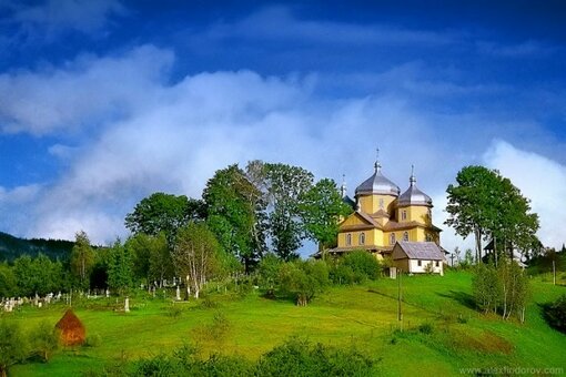 Екскурсійні тури Закарпаттям від клубу подорожей «Супермандри Україною» в Полтаві. Сплачуйте за знижкою.
