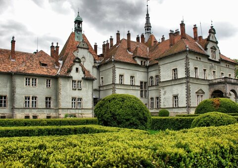 Тури автобусом від компанії «Супермандри Україною» в Полтаві. Замовляйте зі знижкою.
