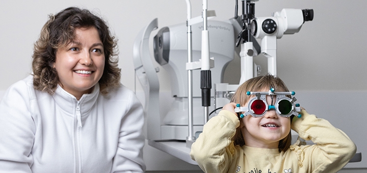 Ophthalmological examination for adults and children at the Oculus vision center 2
