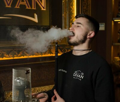 Настоящий кальян в кафе «Divan» в Мариуполе. Бронируйте со скидкой