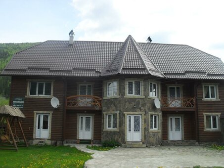 Аренда отеля в Татарове Украина