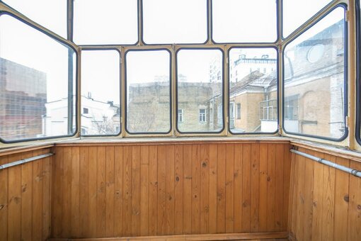 Apartment on sofievskaya 17 (kiev)