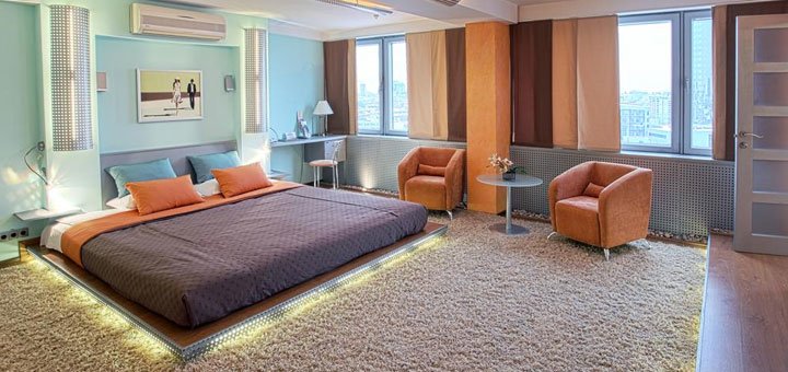 Номер в отеле «Русь». Гостиница «Premier Hotel Rus» в Киеве. Забронировать номер в отеле «Русь». Отели в центре Киева.