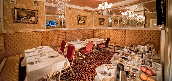 Ресторан в отеле «Royal City Hotel» в Киеве. Забронировать номер со скидкой. Недорогой отель в центре Киева.