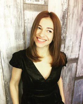 Укладання в салоні Наталії Мошків «Hair space studio» у Києві. Записуйтесь по акції.