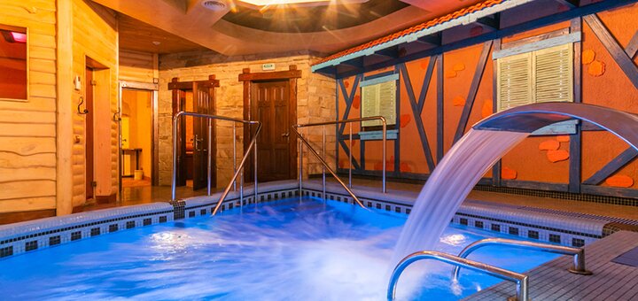 Відвідування сауни з водоспадом для компанії в банному комплексі «banya club» в києві за низькою ціною