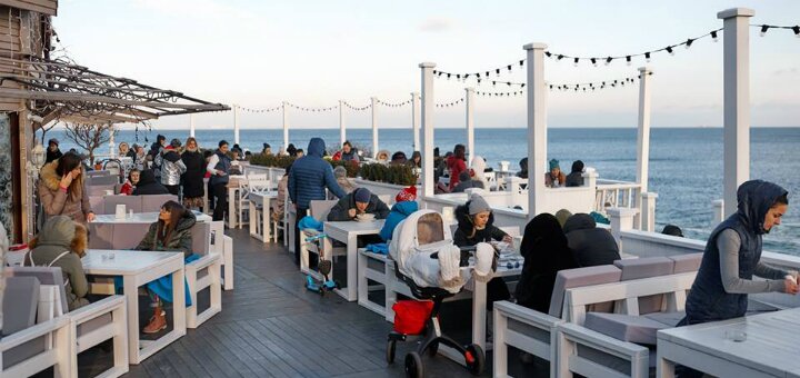 Discounts on the reservation story from santorini restaurant