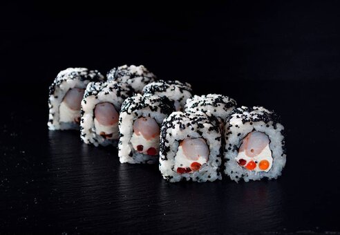 Promotion for the delivery of Japanese dishes from White roll in Kharkov. order at a discount
