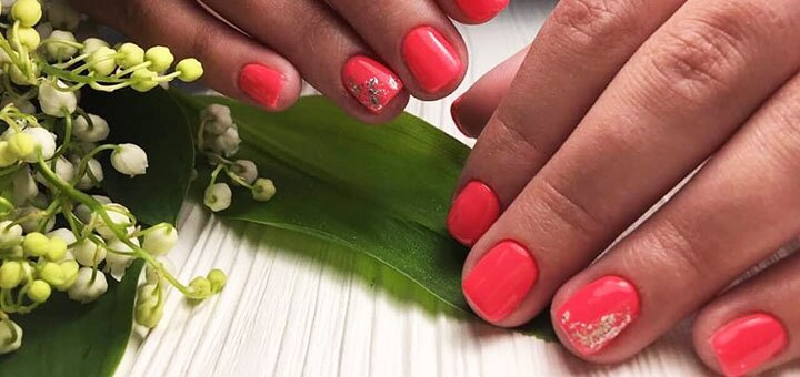 "Gella" - Beauty salon in Kiev. Sign up for a manicure at a discount.