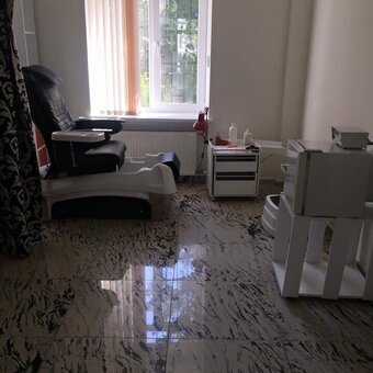 Педикюр в салоні краси djuli art запоріжжя. записуйтеся на педикюр по акції