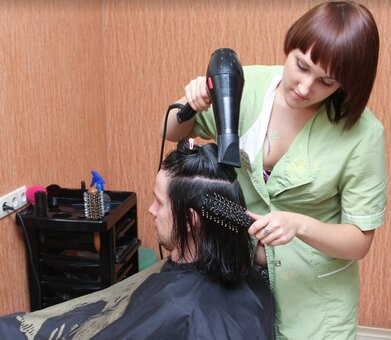 Styling in the beauty salon ellada cherkasy. sign up for styling according to the promotion