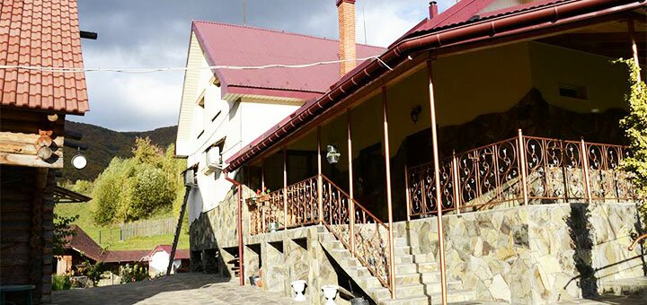Discounts for holidays in the estate Bilya Strumka15