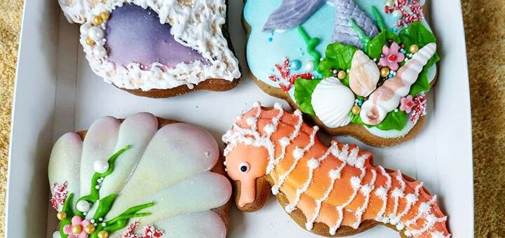 Lasunya is a confectionery in cherkassy. buy cakes for a promotion.