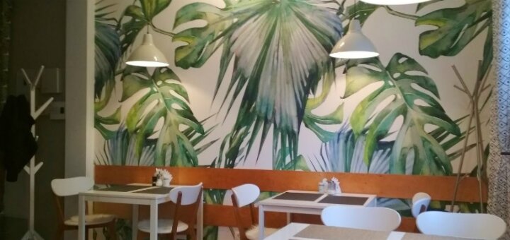 Low prices cafe &quot;lenta&quot;