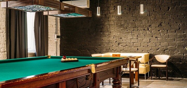 Billiard club &quot;persona&quot; in odessa. book with a discount.