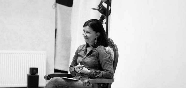Викладач Вікторія Яковлєва у школі «Counselor» у Києві. Записатись по акції.