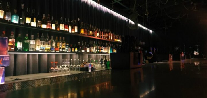 Акции кальянная «Skybar Hookah Space»