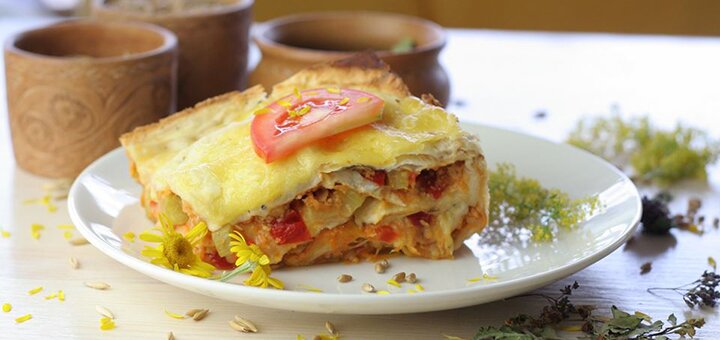 Скидка на основное меню кухни и напитки в сети кафе «Укроп» 2