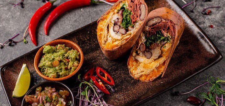 Menu discounts at la calaca1
