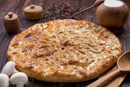 Delivery of pies from the ossetian shop