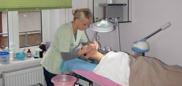 Low prices beauty salon &quot;fashion barber&quot;