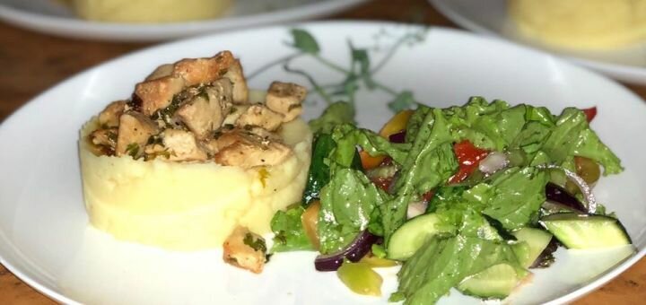 Скидка на меню кухни в кафе Милан