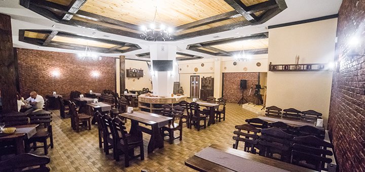 Відкриті альтанки кафе-ресторану «Теремок» у Вінниці. Бронюйте столики зі знижкою. (Янгеля)