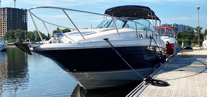 YachtBand motor and sailing yacht rental service. Order by promotion 4