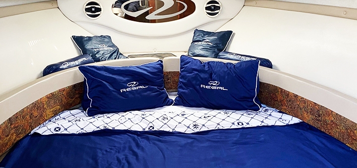 YachtBand motor and sailing yacht rental service. Order by promotion 5