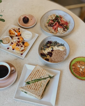 Cafe Krasivo est 'in Kharkiv promotion